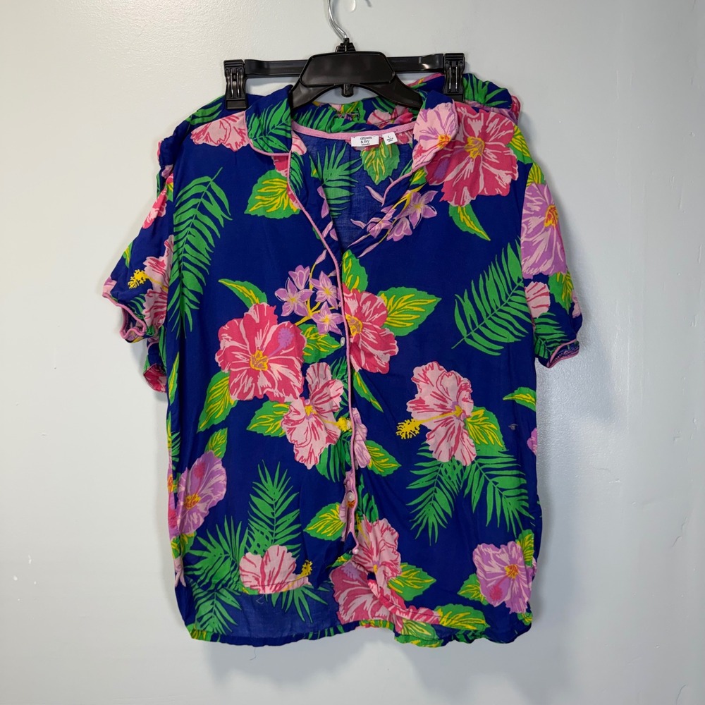Crown & Ivy Intimates Blue Floral Pajama Set Short Sleeve Button Up Shorts Large
